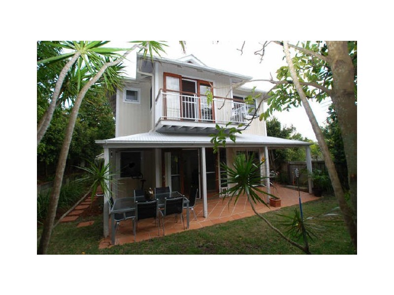 1/5 Lipton St, Sunrise Beach QLD 4567