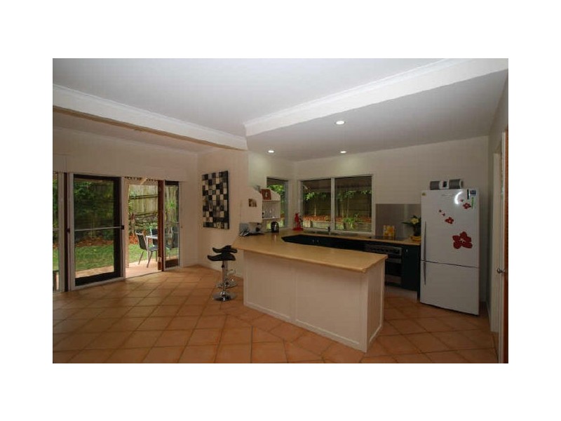 1/5 Lipton St, Sunrise Beach QLD 4567