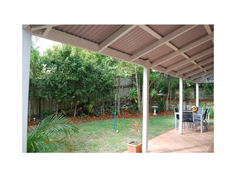 1/5 Lipton St, Sunrise Beach QLD 4567