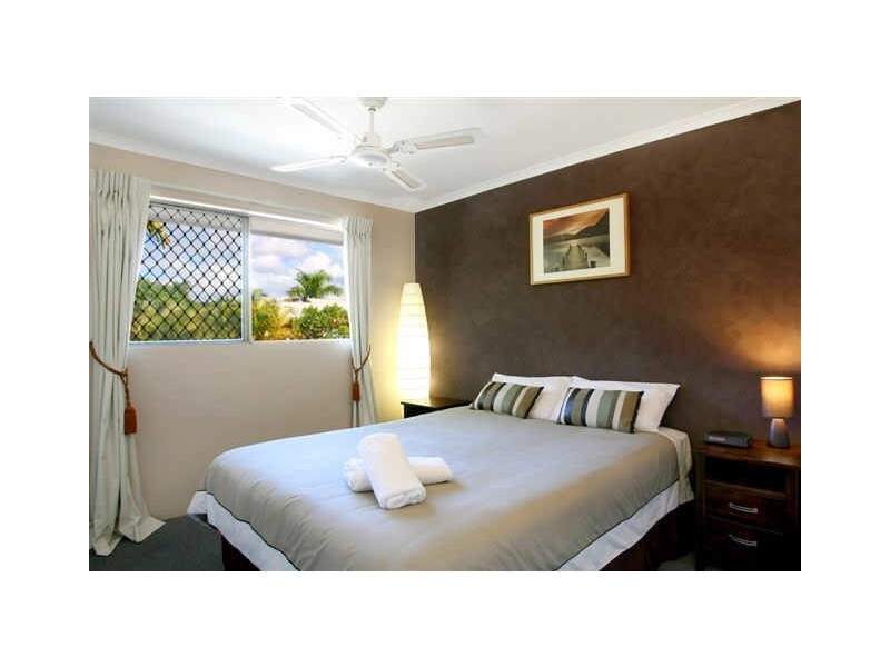 16/4 Lake Weyba DR, Noosaville QLD 4566