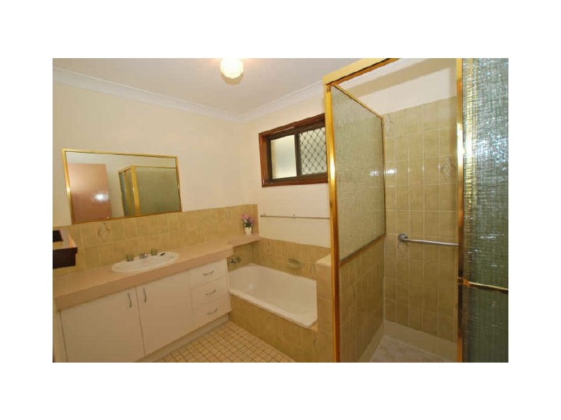 8 Sundial Ct, Tewantin QLD 4565