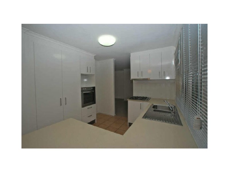 92 Griffith Av, Tewantin QLD 4565