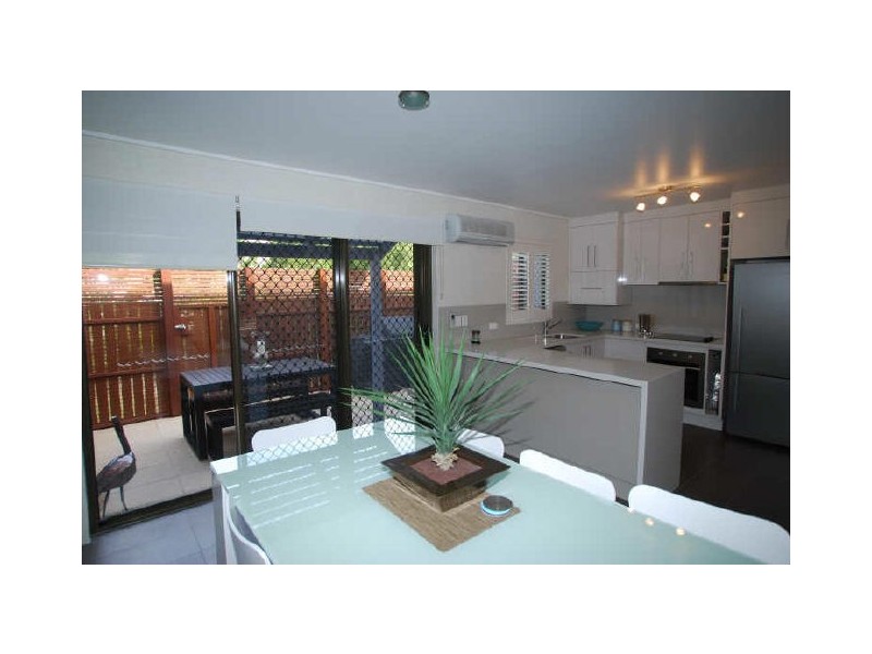 6/40-42 James St, Noosaville QLD 4566