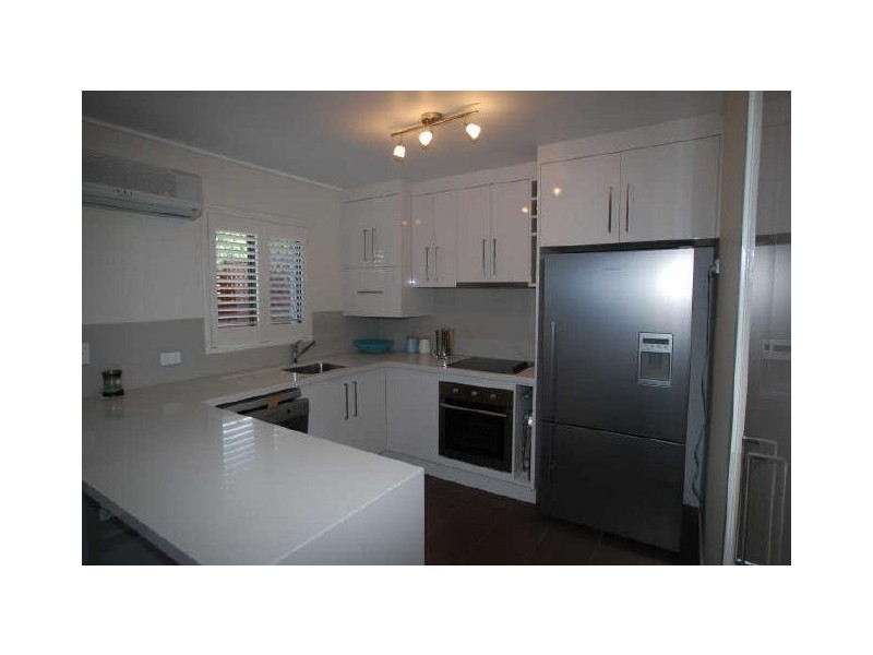 6/40-42 James St, Noosaville QLD 4566