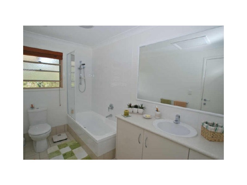 18/4 Riverstone Ct, Tewantin QLD 4565