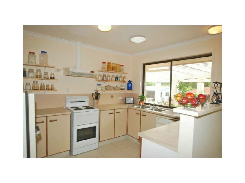 13 Thompson Cr, Tewantin QLD 4565