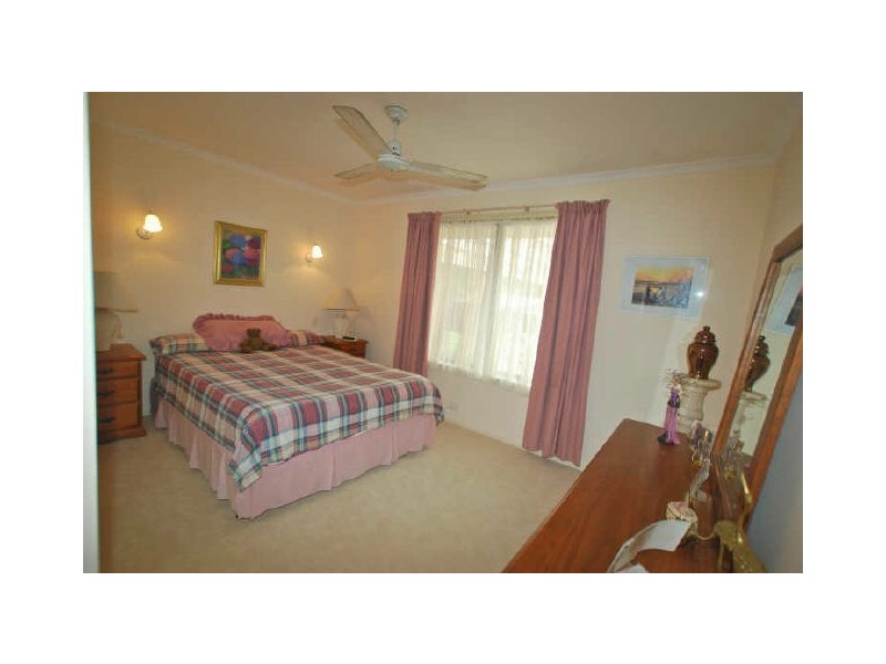 13 Thompson Cr, Tewantin QLD 4565