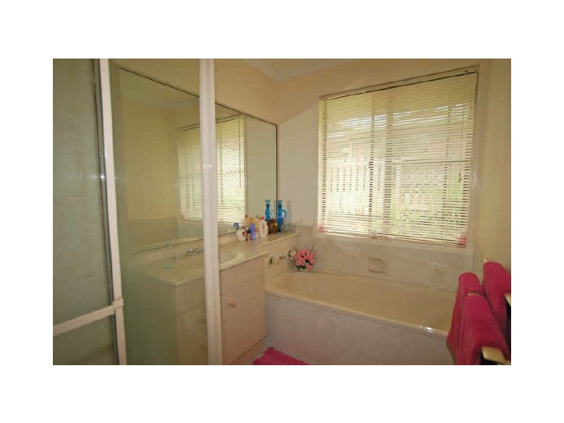 13 Thompson Cr, Tewantin QLD 4565