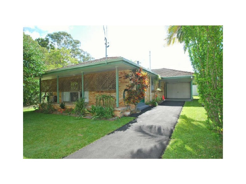 8 Ashford St, Tewantin QLD 4565