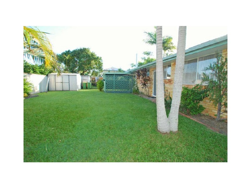 8 Ashford St, Tewantin QLD 4565