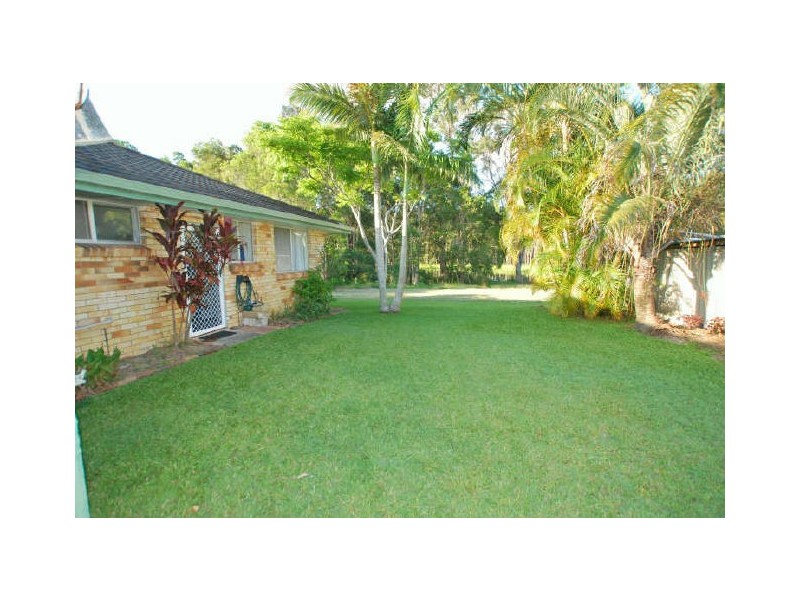 8 Ashford St, Tewantin QLD 4565