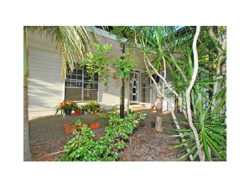 9 Victory Cr, Sunrise Beach QLD 4567