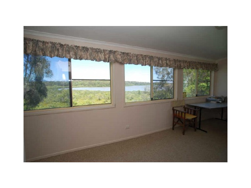 6 Val Cr, Noosaville QLD 4566