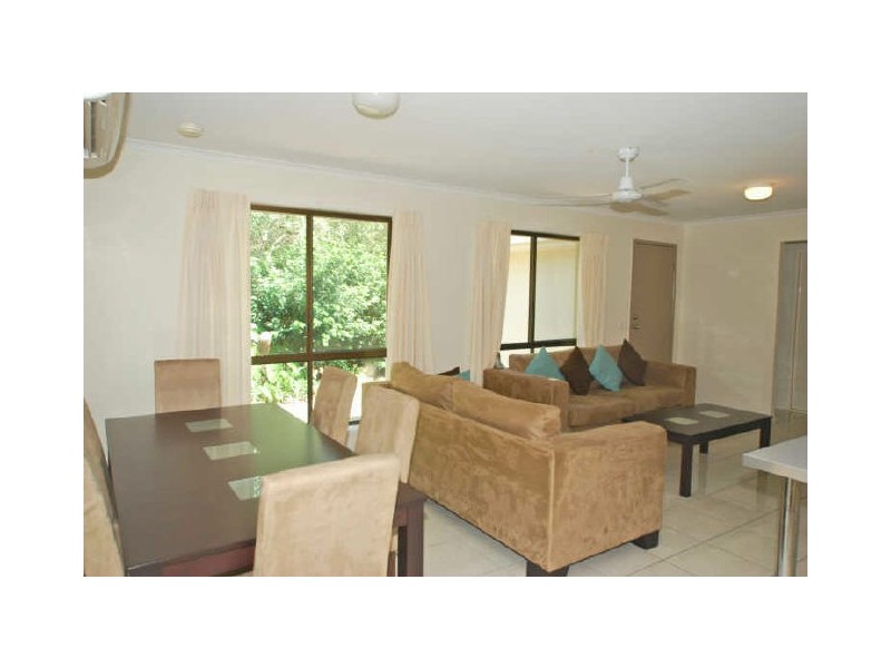 105 Cooyar St, Noosa Heads QLD 4567