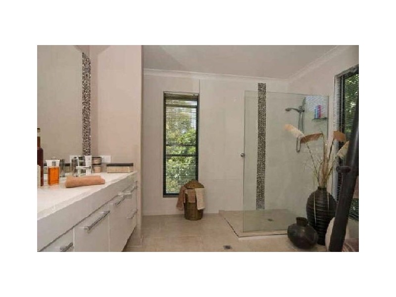 14 Squatter Ct, Pomona QLD 4568