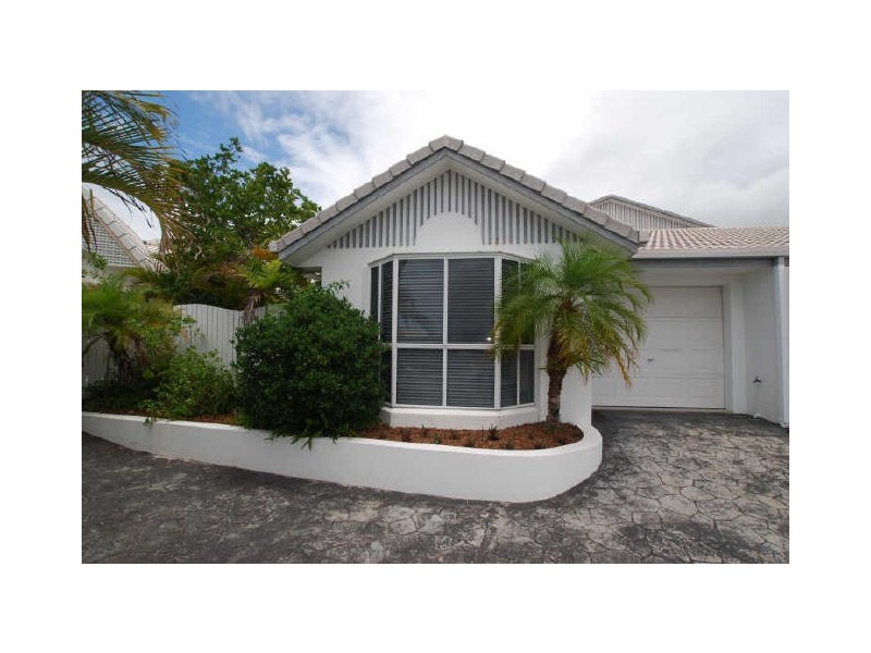 1/67 Southern Cross PD, Sunrise Beach QLD 4567