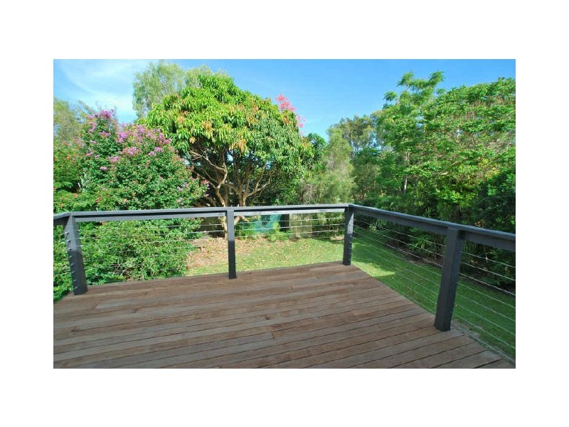 8 Hillcrest Av, Tewantin QLD 4565