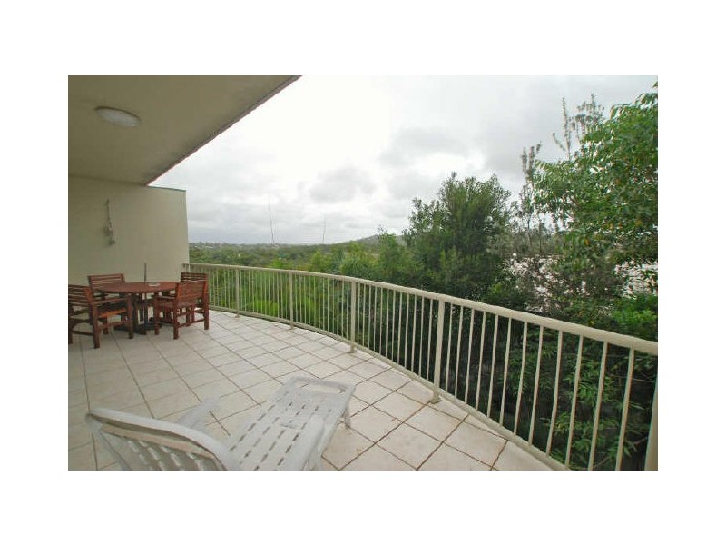 2/19 Advance Pl, Sunrise Beach QLD 4567