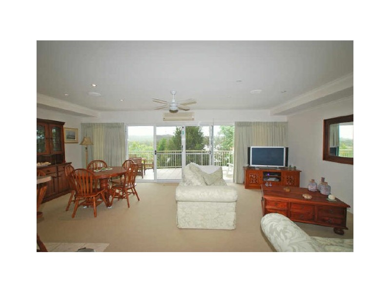 2/19 Advance Pl, Sunrise Beach QLD 4567