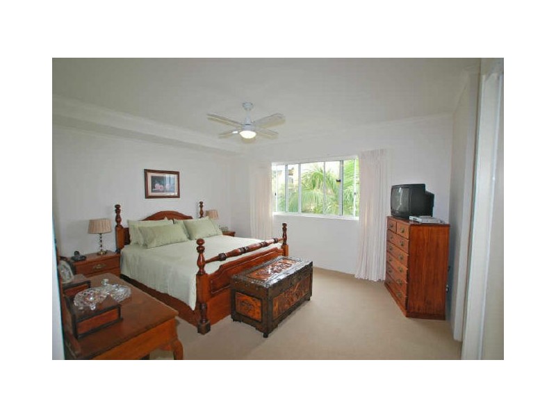 2/19 Advance Pl, Sunrise Beach QLD 4567
