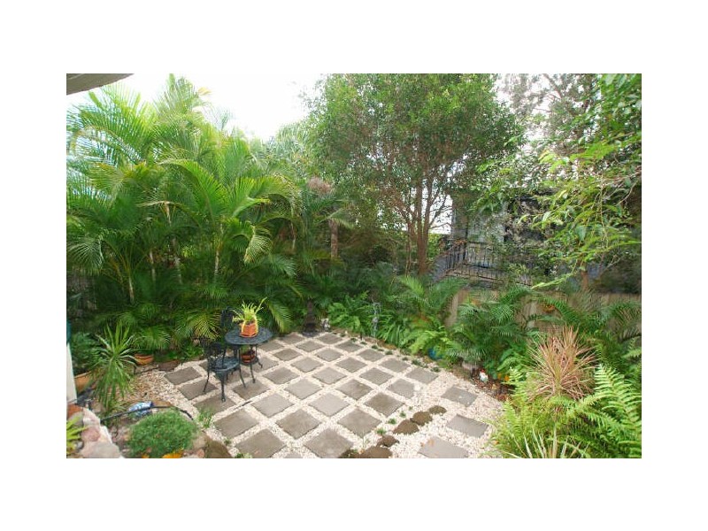 2/19 Advance Pl, Sunrise Beach QLD 4567