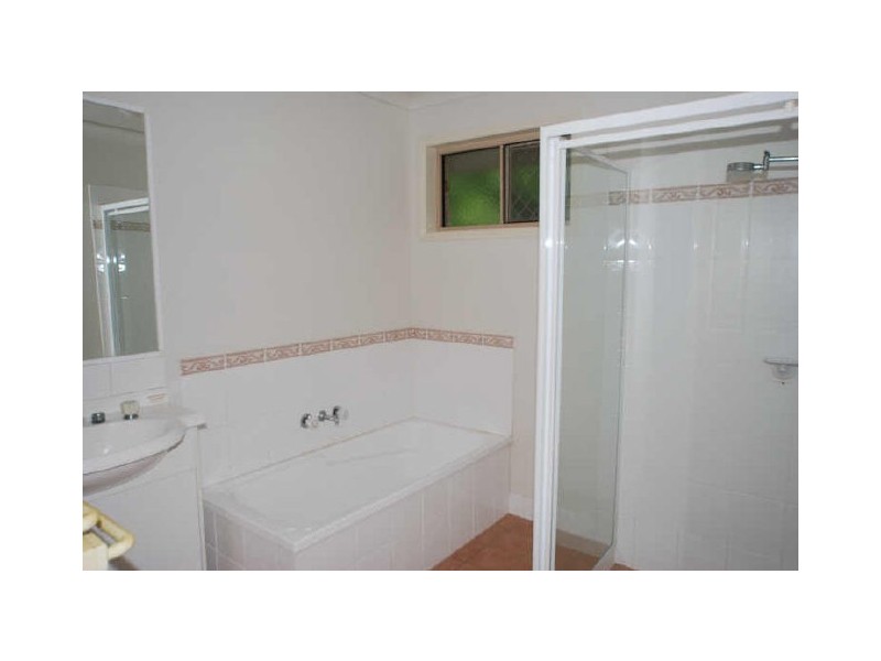 29 Bushlands Dr, Noosaville QLD 4566