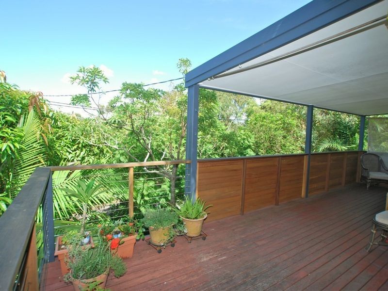 172 Edwards St, Sunshine Beach QLD 4567
