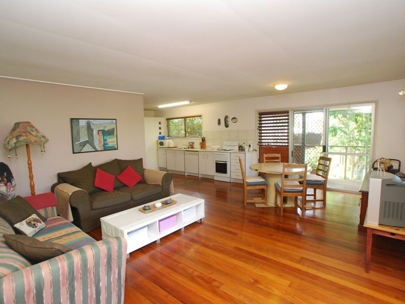 172 Edwards St, Sunshine Beach QLD 4567