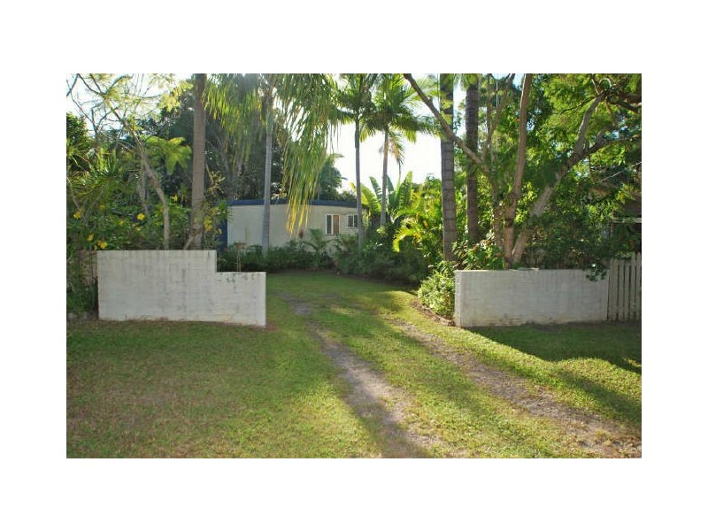 106 Hendry St, Tewantin QLD 4565
