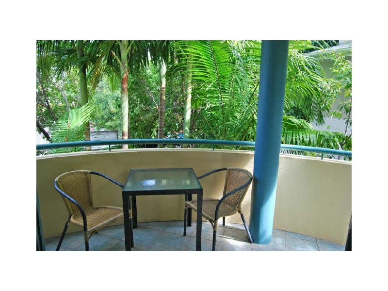 2/17 Albert St, Noosaville QLD 4566