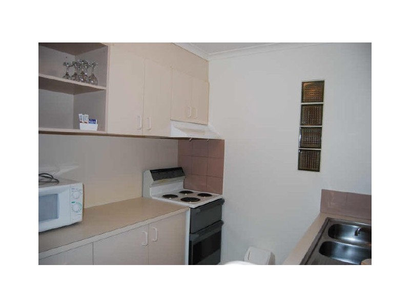 15/24 Lake Weyba Dr, Noosaville QLD 4566