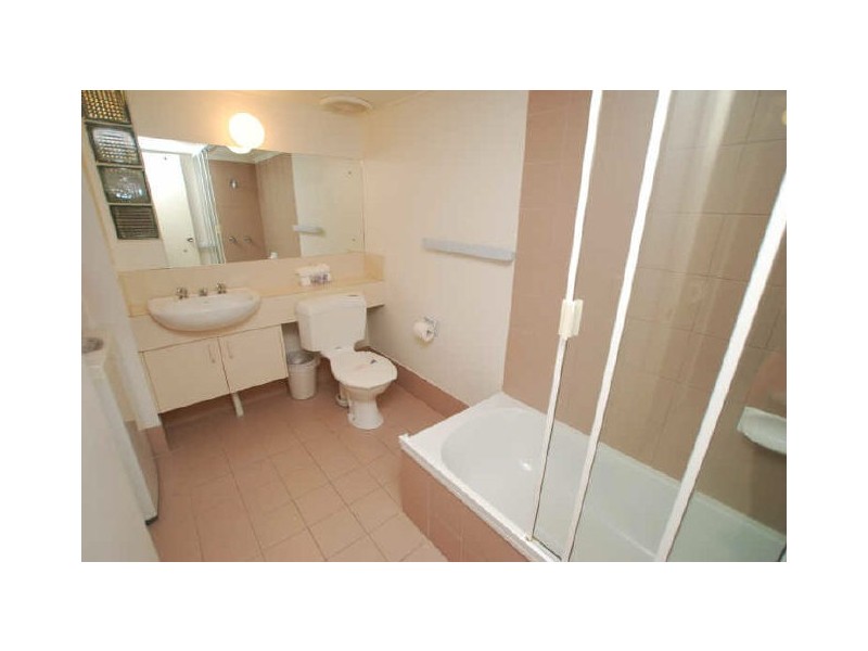 15/24 Lake Weyba Dr, Noosaville QLD 4566