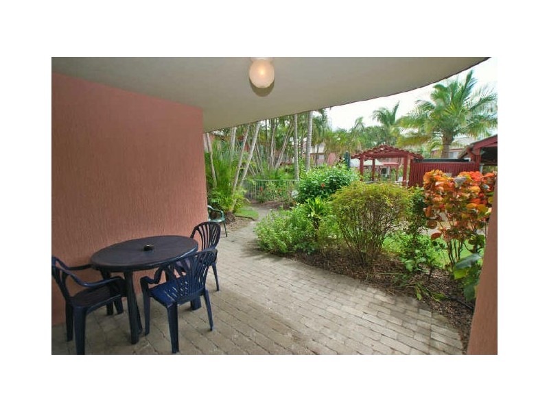 15/24 Lake Weyba Dr, Noosaville QLD 4566