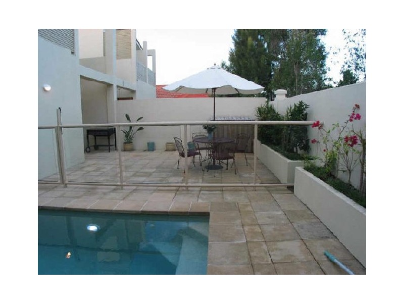 2/65 Bluefin Ct, Noosaville QLD 4566