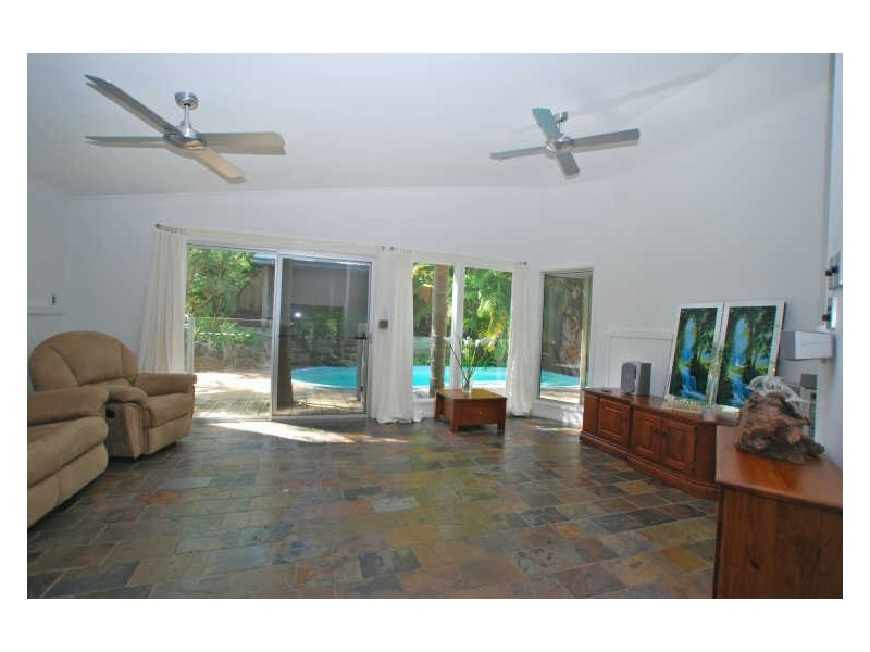 26 Grant St, Noosa Heads QLD 4567