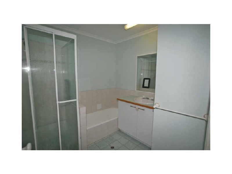 4/96 Ben Lexcen Dr, Sunshine Beach QLD 4567