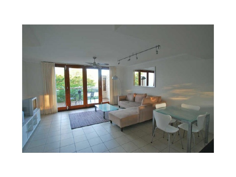 8/273 Weyba Rd, Noosaville QLD 4566