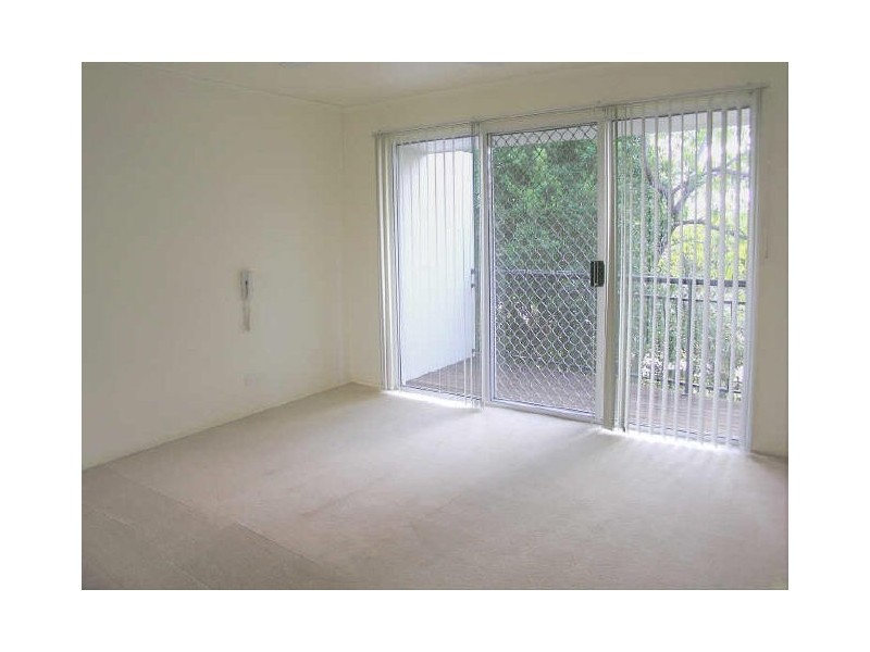 17/1 Beacon Ct, Sunrise Beach QLD 4567