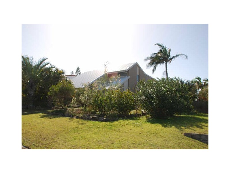 10 Netherby Rs, Sunrise Beach QLD 4567