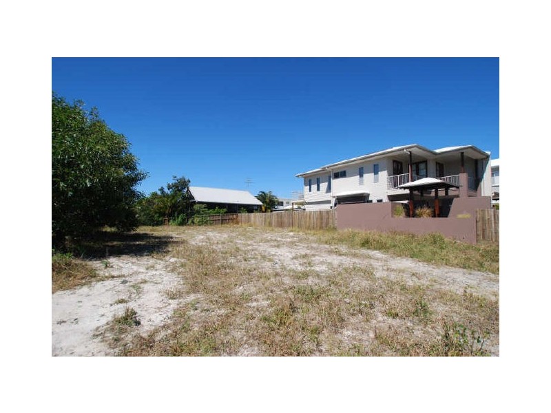 28 Orealla Cr, Sunrise Beach QLD 4567