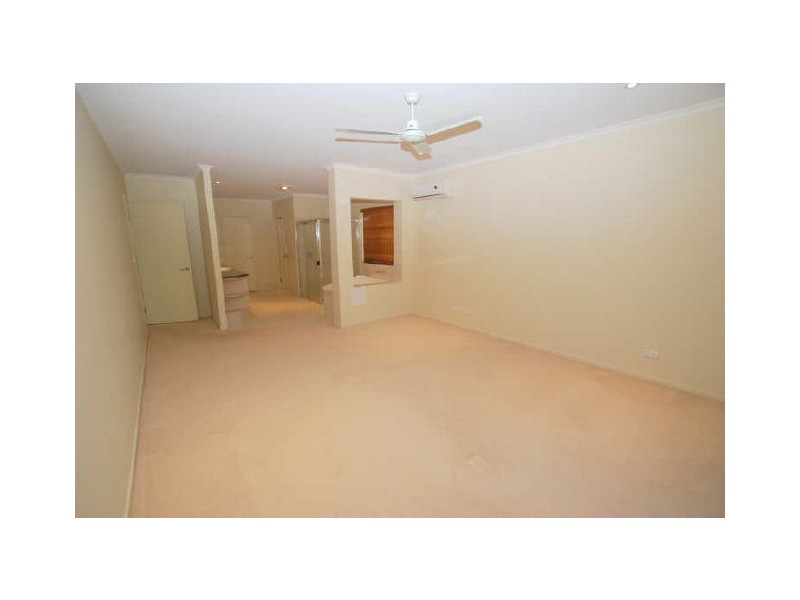56 Coolah Pl, Cooroibah QLD 4565