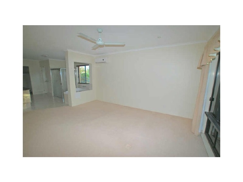 56 Coolah Pl, Cooroibah QLD 4565