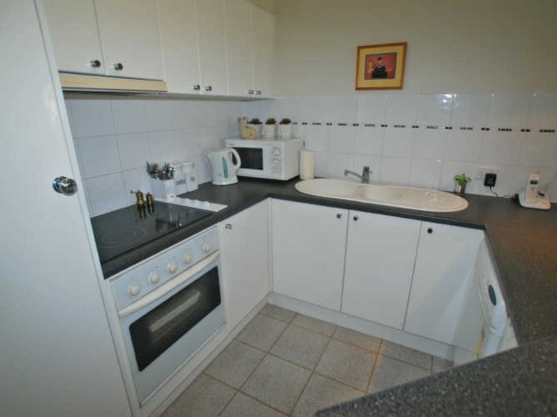 1/49 Southern Cross Pd, Sunrise Beach QLD 4567