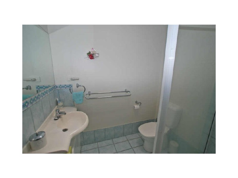 1/49 Southern Cross Pd, Sunrise Beach QLD 4567