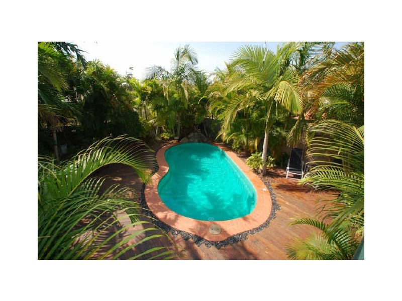 9 Rosella Pl, Tewantin QLD 4565