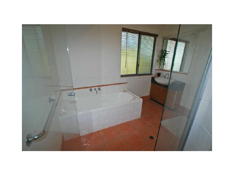 9 Rosella Pl, Tewantin QLD 4565