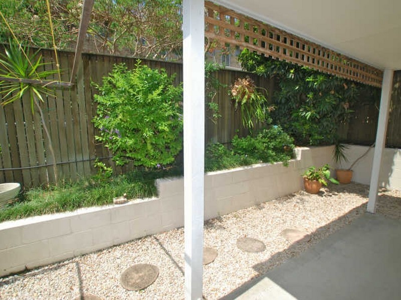 2/96 Ben Lexcen Dr, Sunshine Beach QLD 4567