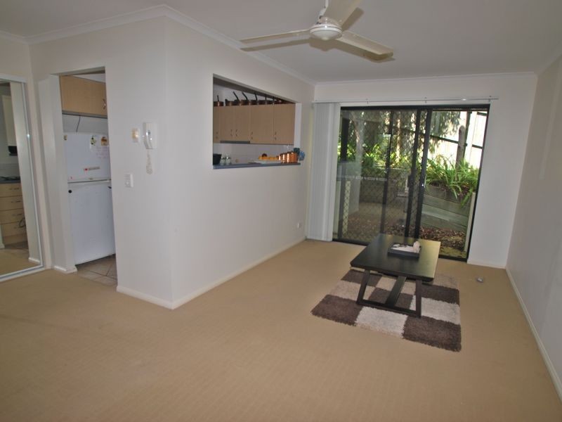 6/21 Advance Pl, Sunrise Beach QLD 4567