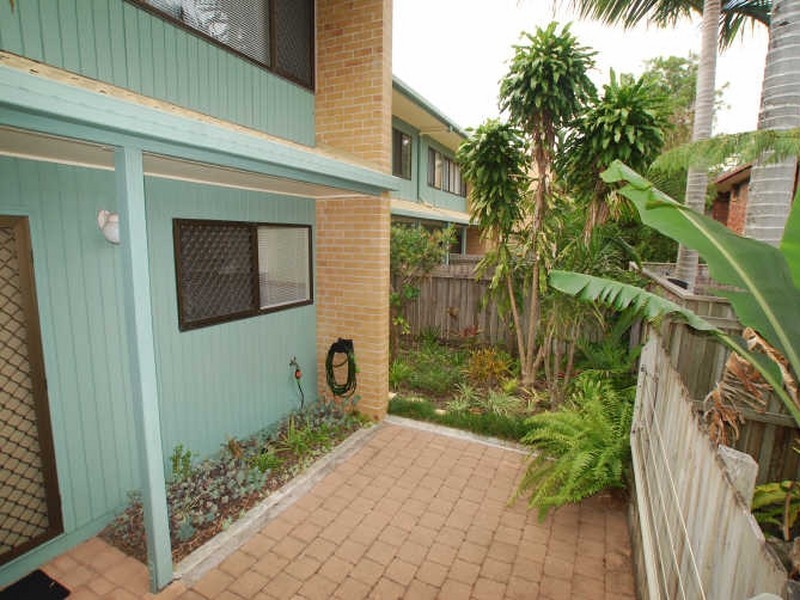 7/8 Janet St, Noosaville QLD 4566