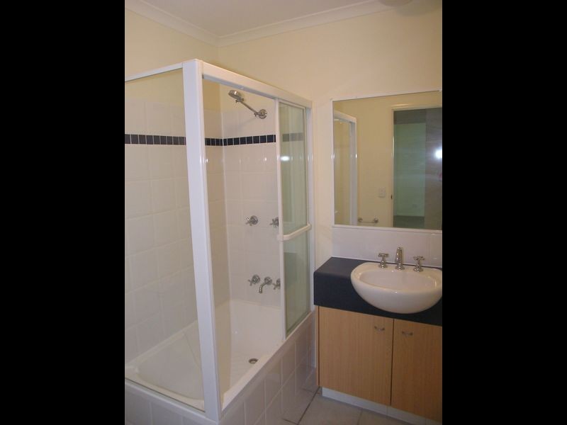 4/8 Beacon Ct, Sunrise Beach QLD 4567